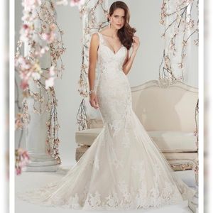 Sophia Tolli Y11400 Margaery White Wedding Dress 8
